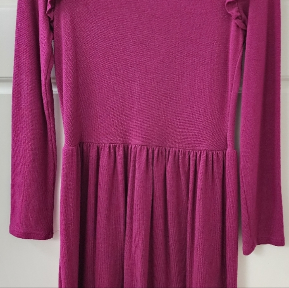 Carter's Girls Burgandy Ruffled Long Sleeve Sequin Star Sweater Dress Size 12 - Picture 3 of 5